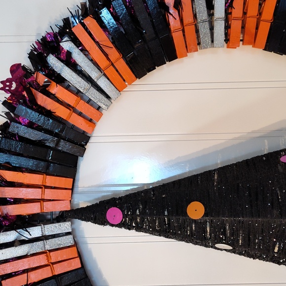 Halloween Wreath - Picture 3 of 5